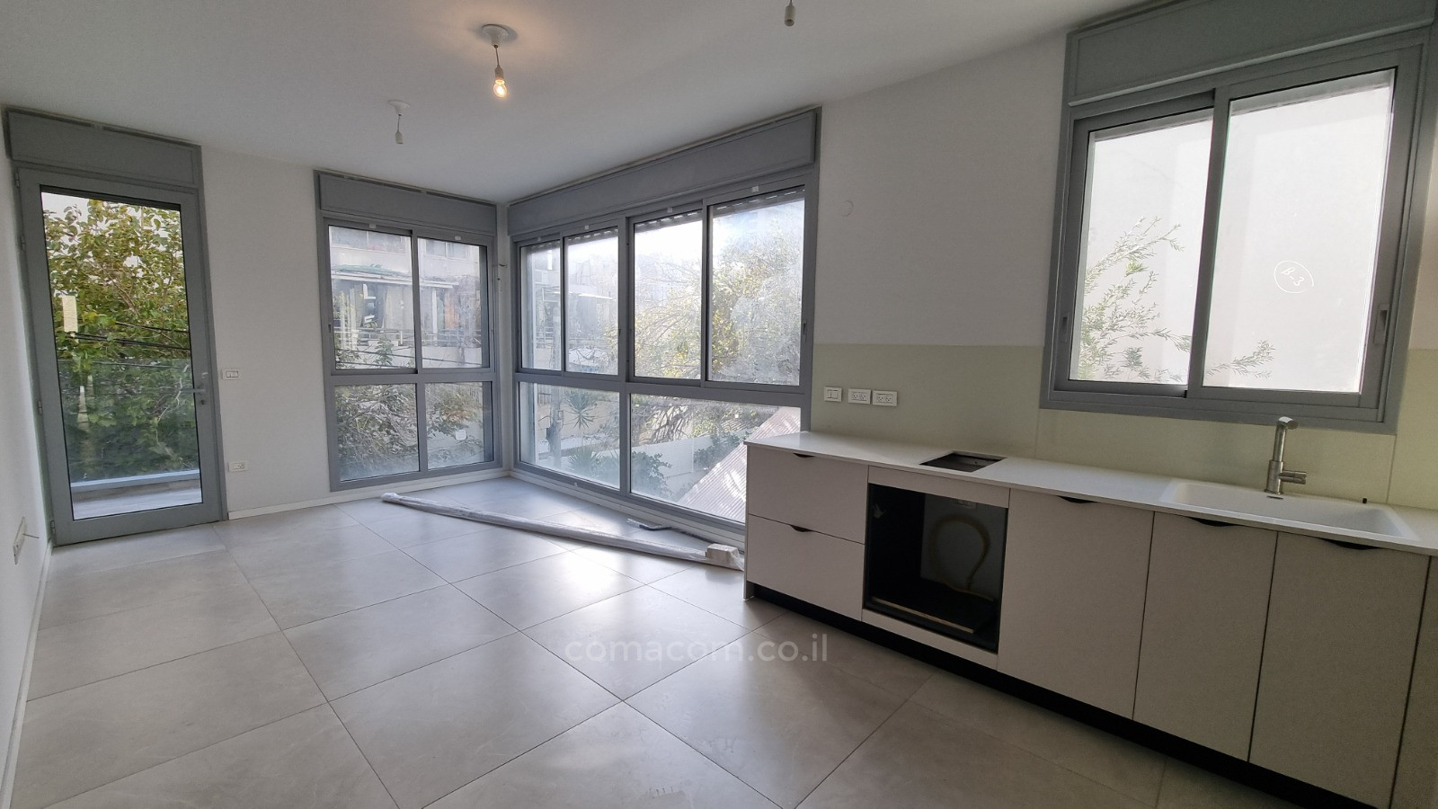 Appartement 2 pièces  Tel Aviv quart de la mer 342-IBL-6584