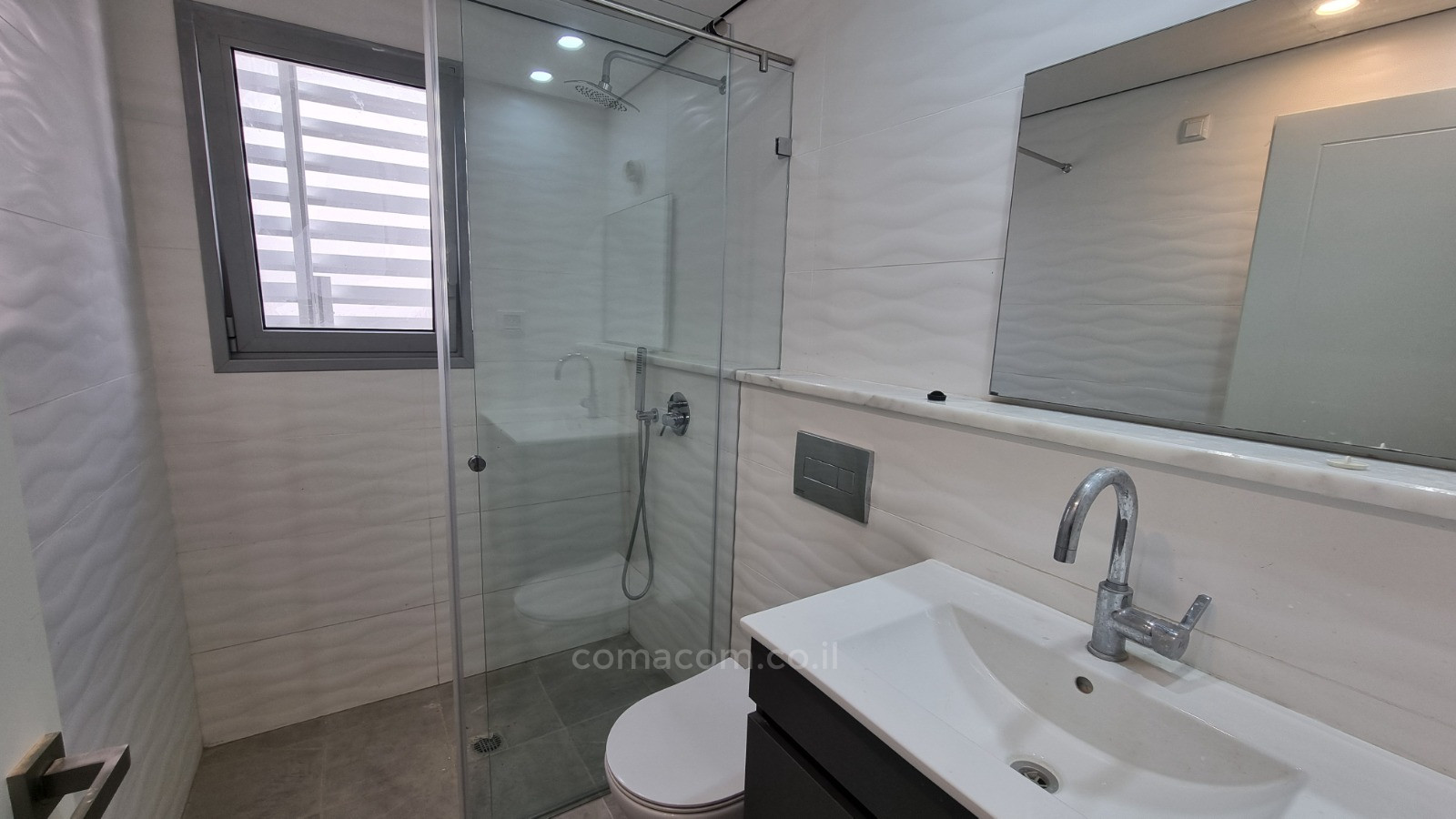 Appartement 2 pièces  Tel Aviv quart de la mer 342-IBL-6584