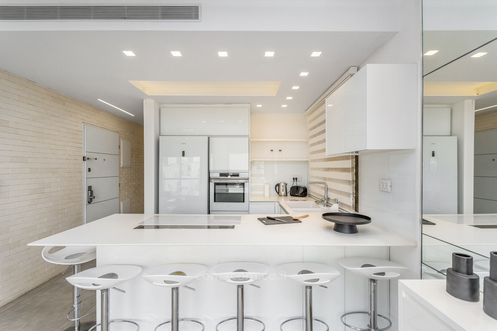 Apartment 3 rooms Tel Aviv quarter of the sea 342-IBL-6592