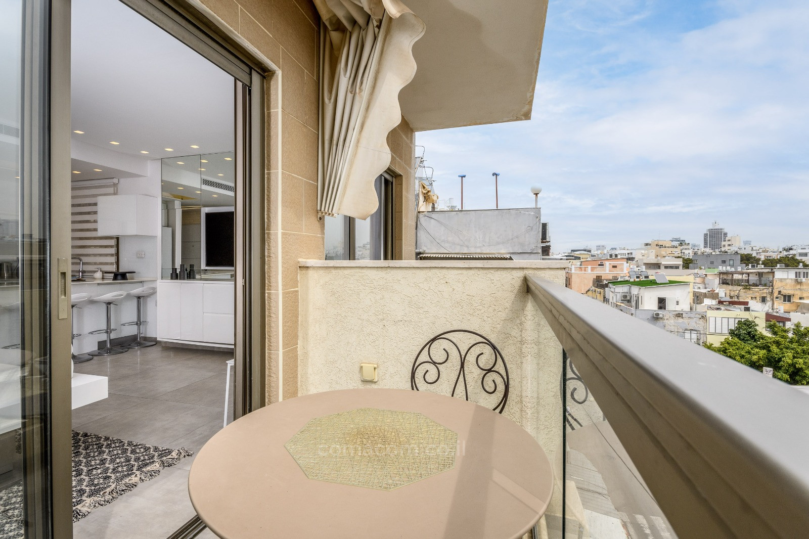 Apartment 3 rooms Tel Aviv quarter of the sea 342-IBL-6592