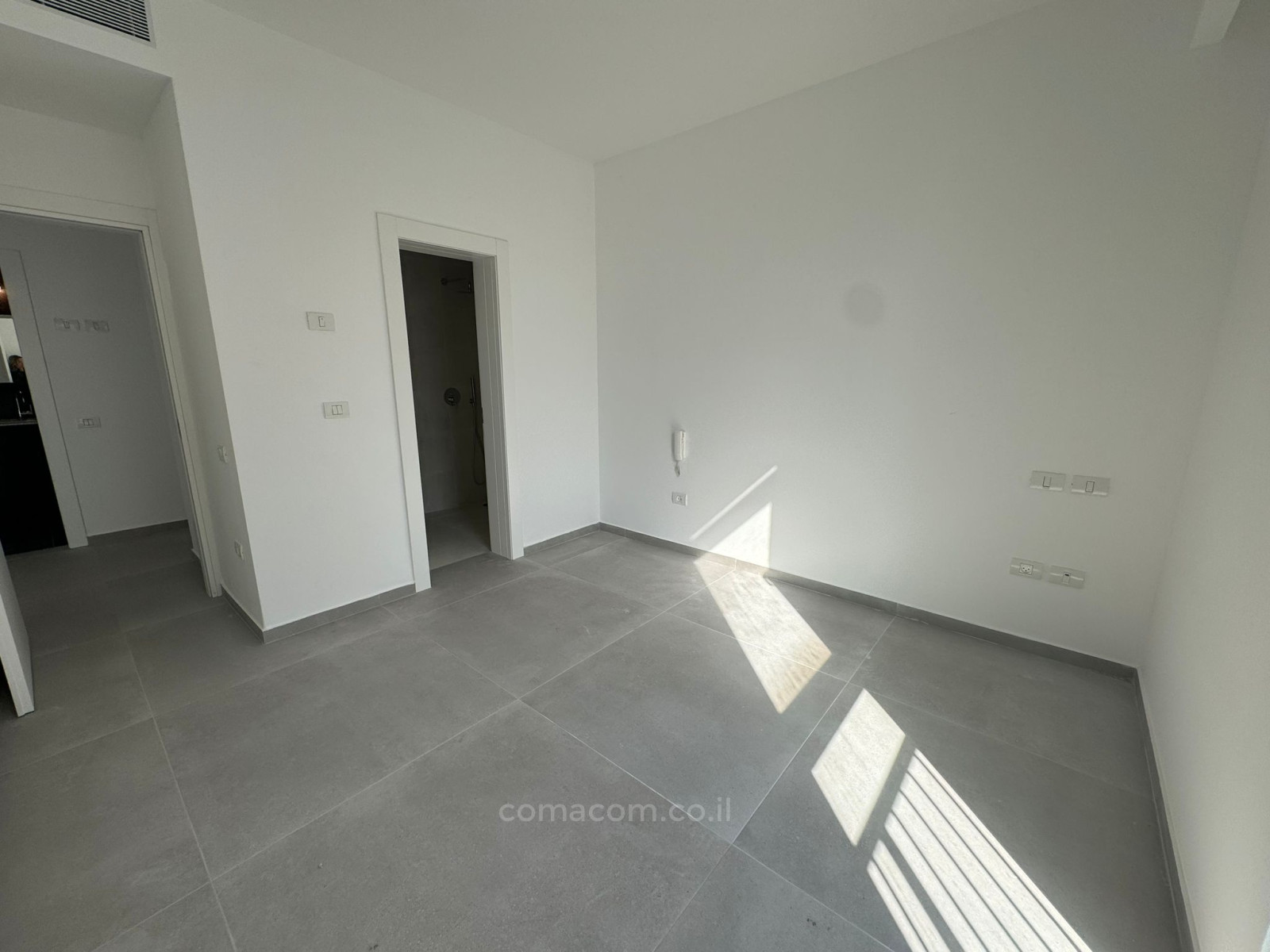 Appartement 4 pièces  Tel Aviv quart de la mer 342-IBL-6595
