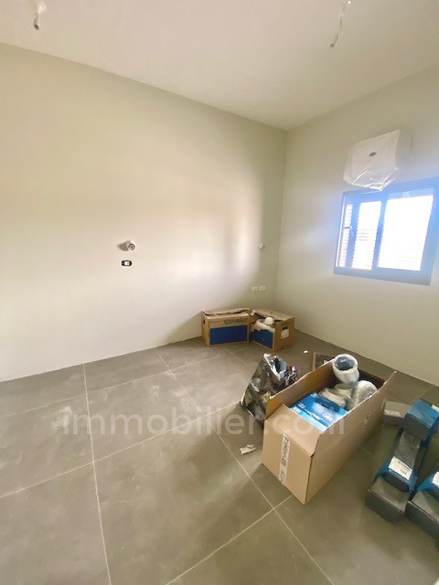 Appartement 3 pièces  Tel Aviv Bazel 342-IBL-6788