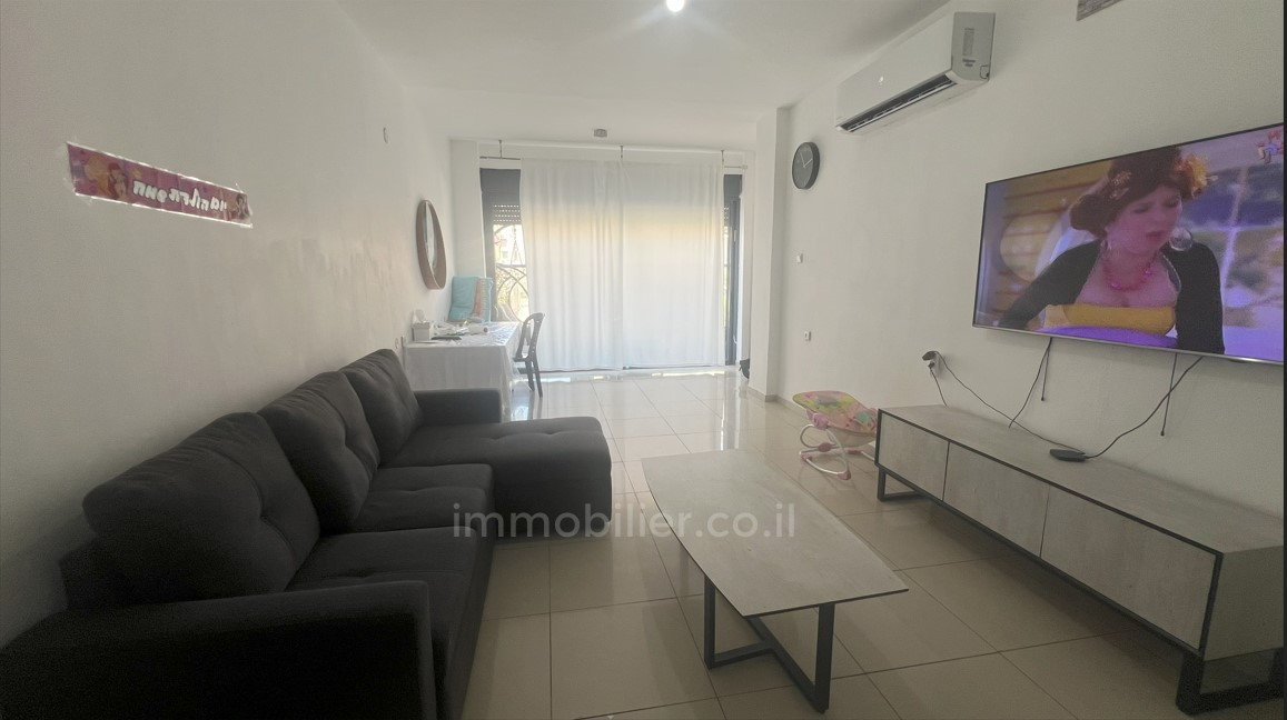 Appartement 3 pièces  Bat yam Bat yam 342-IBL-6838