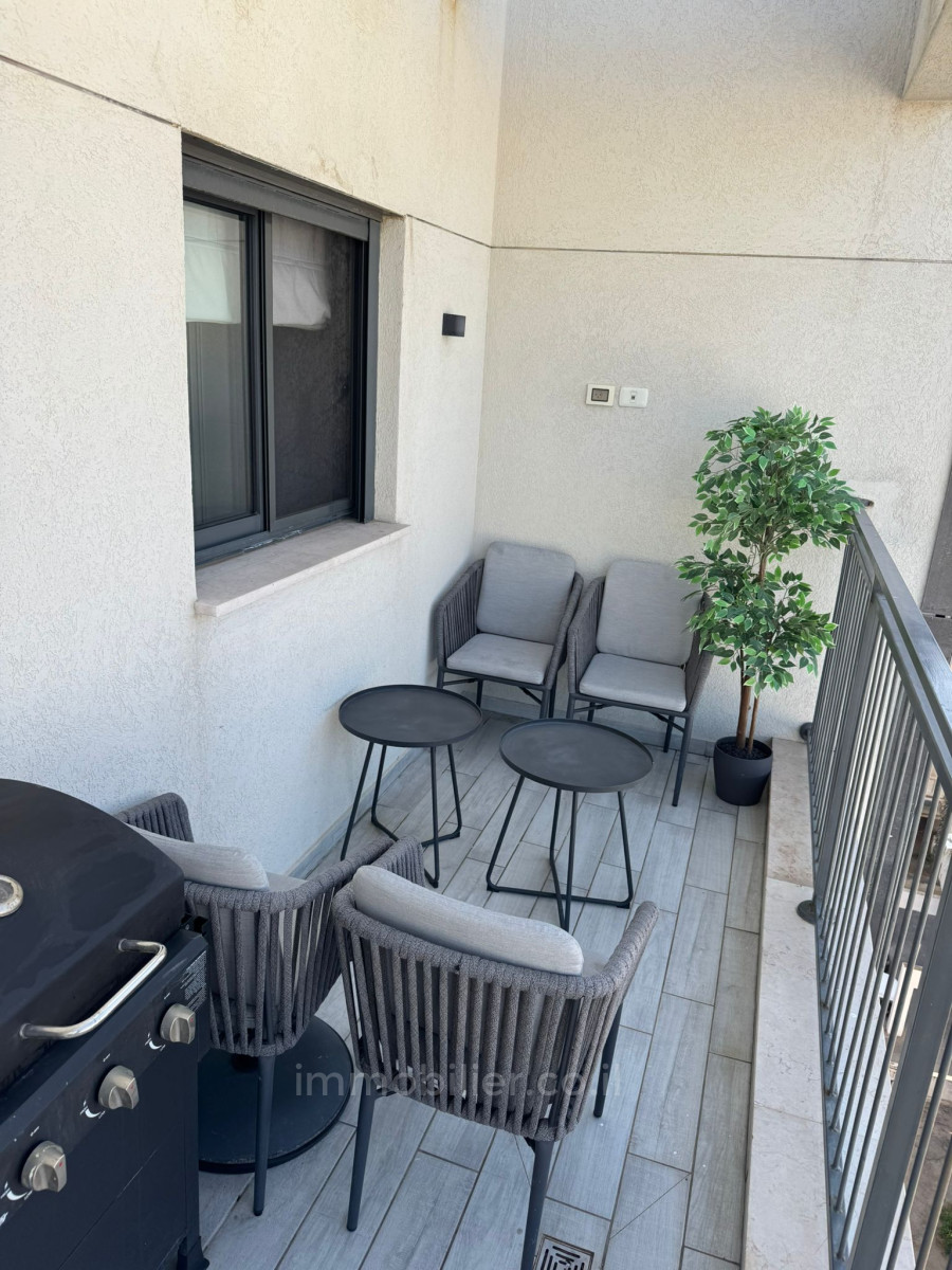 Apartment 4 rooms Bat yam Bat yam 342-IBL-6870