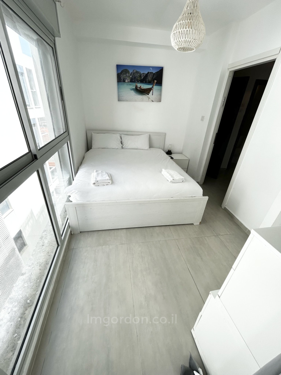 Duplex 3 pièces  Tel Aviv quart de la mer 357-IBL-1551