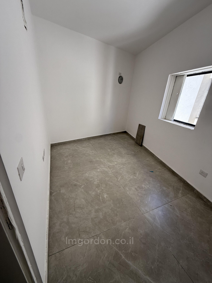Appartement 4 pièces  Tel Aviv quart de la mer 357-IBL-1560