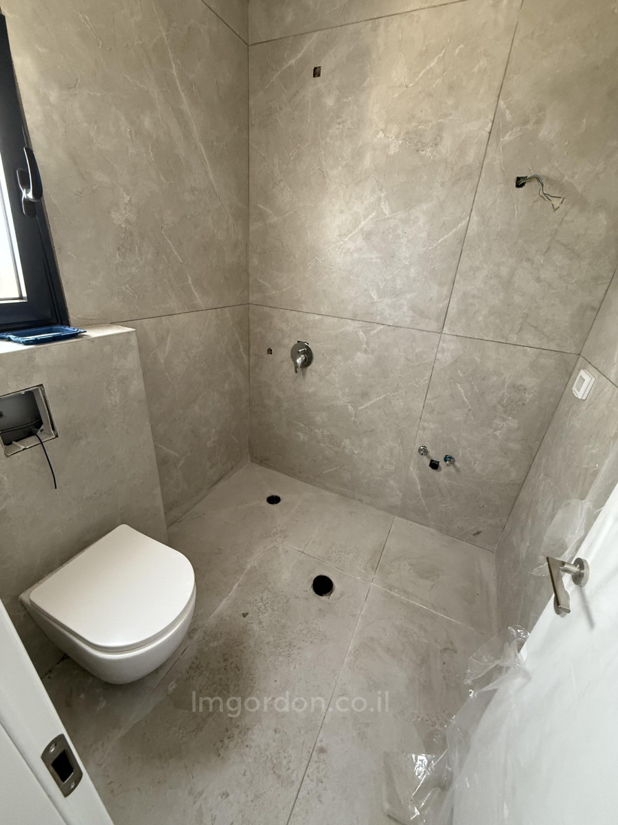 Penthouse 5 rooms Tel Aviv quarter of the sea 357-IBL-1562
