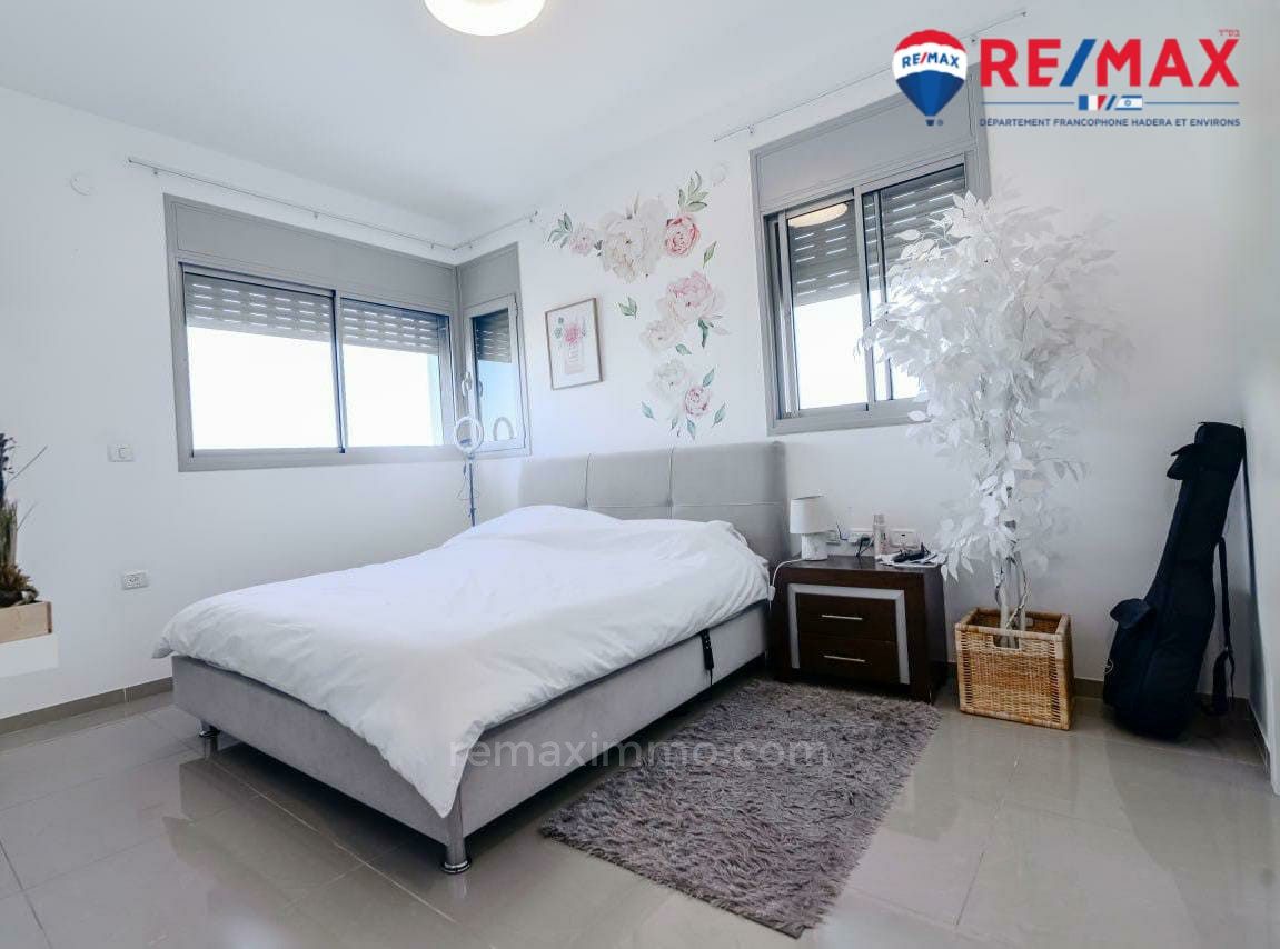 Appartement 4 pièces  Hadera Centre ville 379-IBL-381