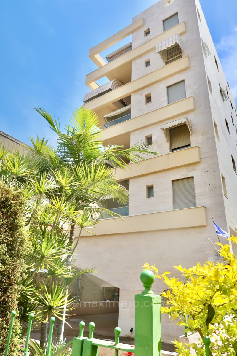 Appartement 4 pièces  Hadera Centre ville 379-IBL-392