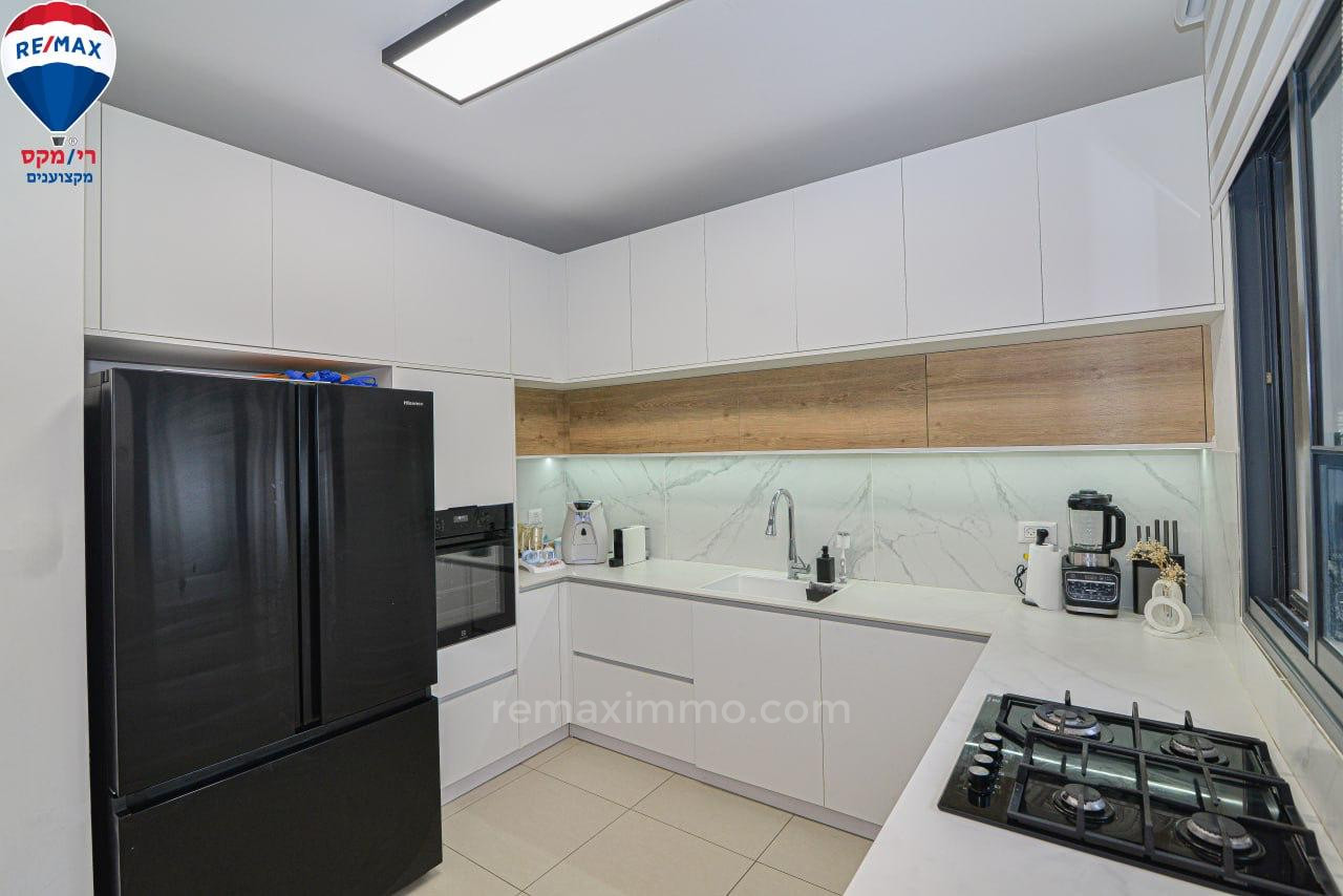 Appartement 4 pi&egrave;ces  Hadera Centre ville 379-IBL-447