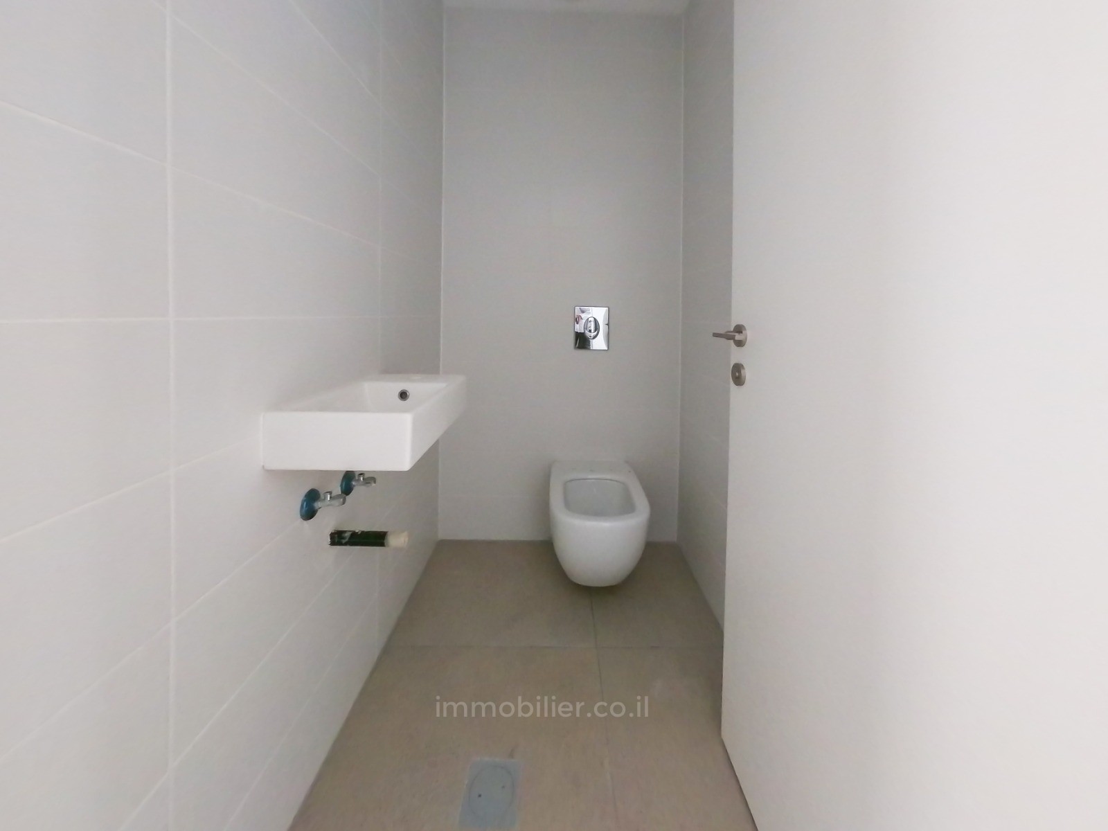 Apartment 5 rooms Tel Aviv Park Tzameret 457-IBL-1111