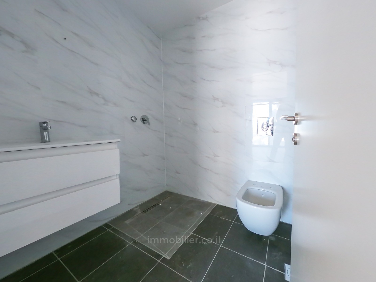 Apartment 5 rooms Tel Aviv Park Tzameret 457-IBL-1111