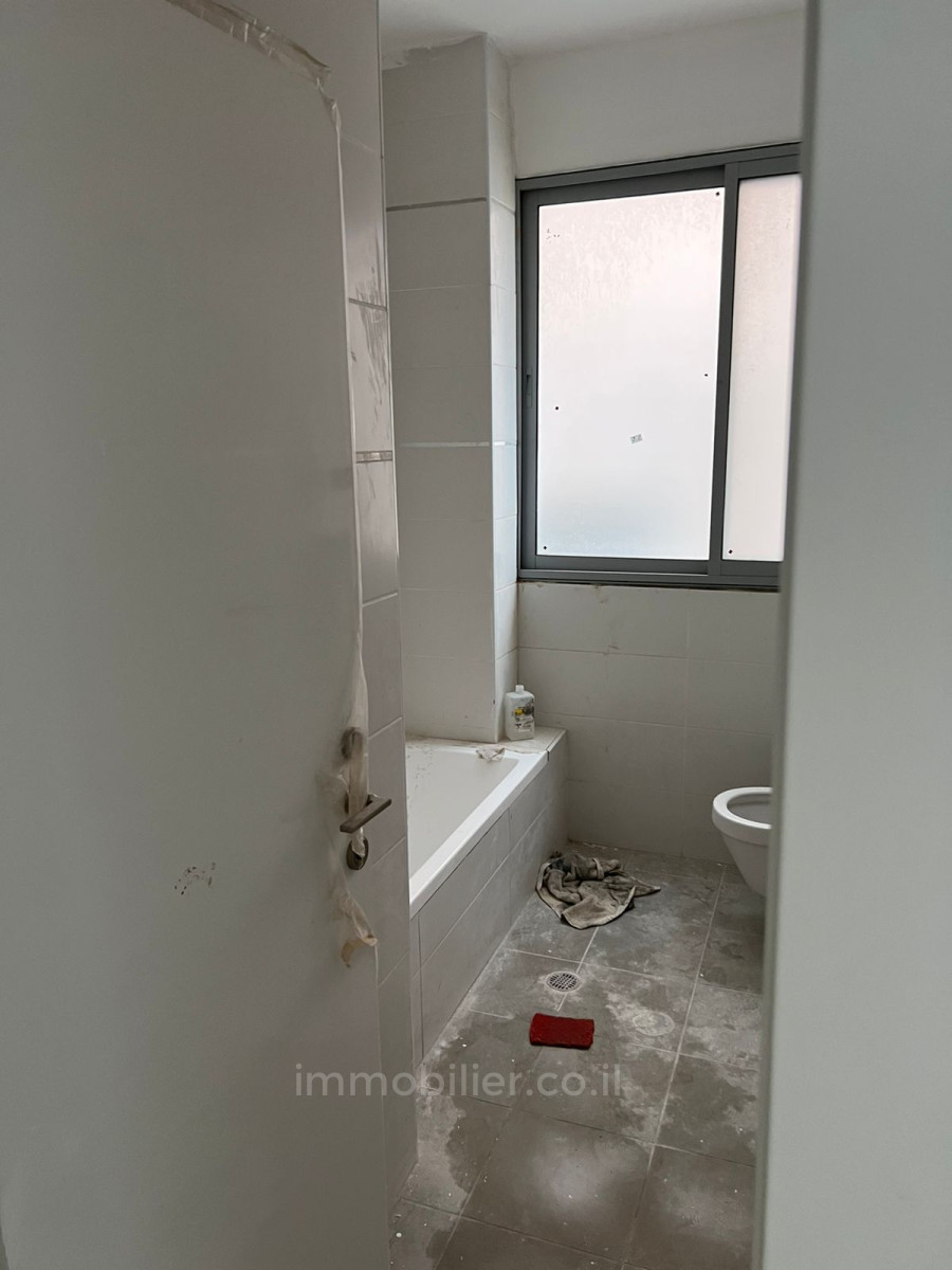 Appartement 4 pièces  Tel Aviv Hatsafon hayachan 457-IBL-1166