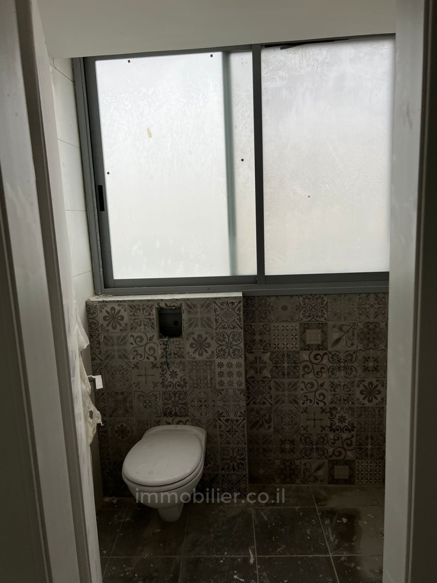 Appartement 4 pièces  Tel Aviv Hatsafon hayachan 457-IBL-1166