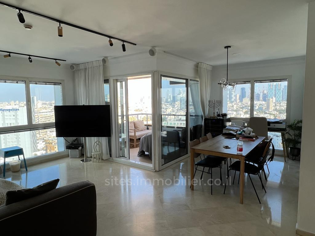 Apartment Tel Aviv