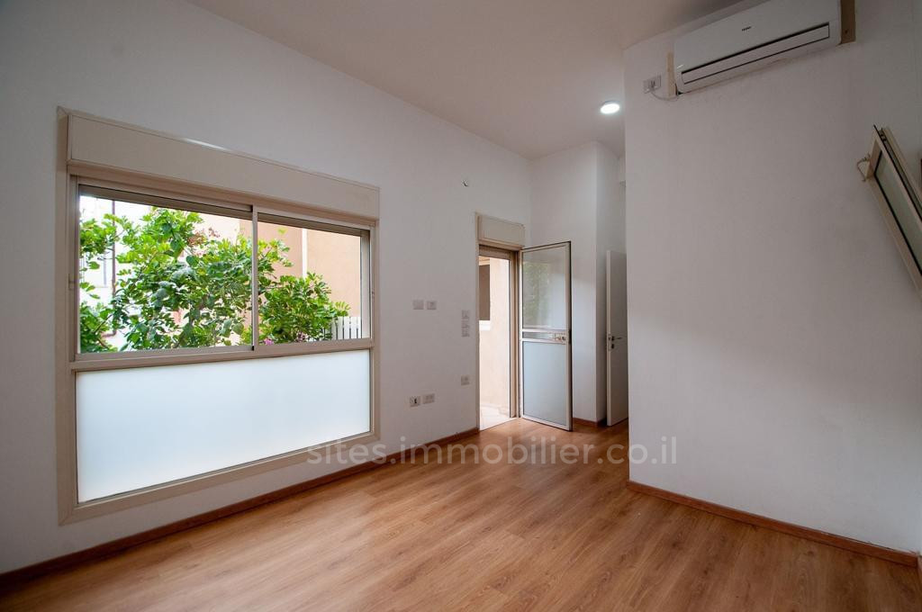 Appartement 3 pièces  Tel Aviv Kerem Hatemanim 457-IBL-1293