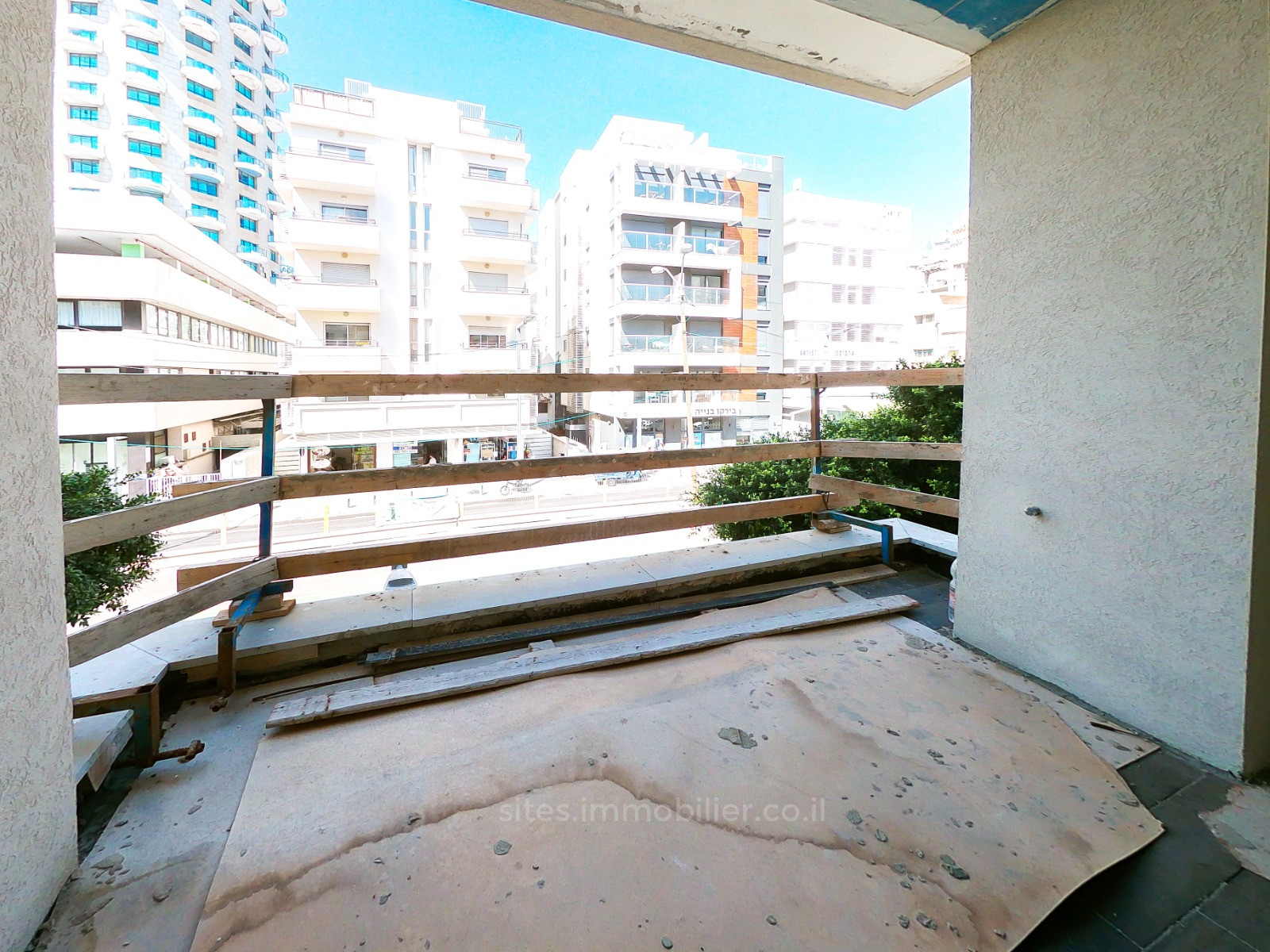 Apartment 3 rooms Tel Aviv City center 457-IBL-1298