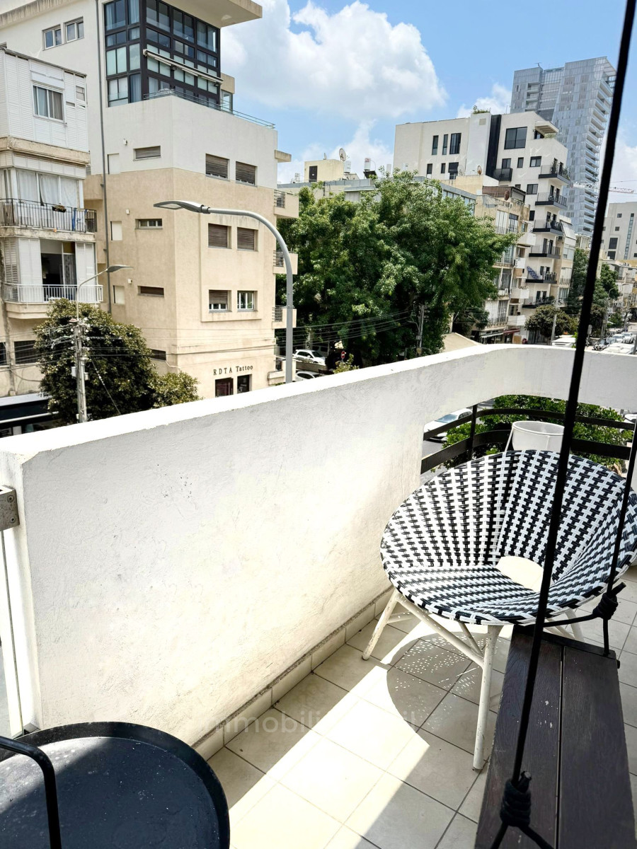 Apartment 2 rooms Tel Aviv Hatsafon hayachan 457-IBL-1352