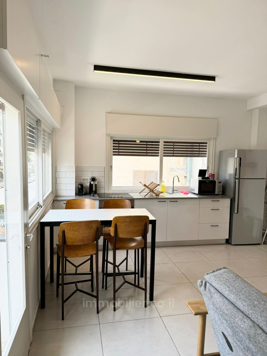Apartment 2 rooms Tel Aviv Hatsafon hayachan 457-IBL-1352