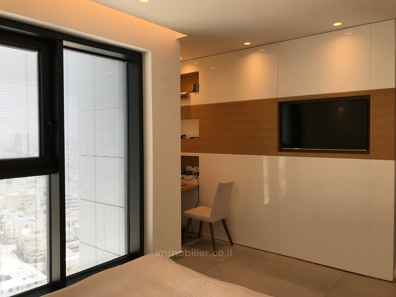 Apartment 4.5 rooms Tel Aviv Neve Tsedek 457-IBL-1428