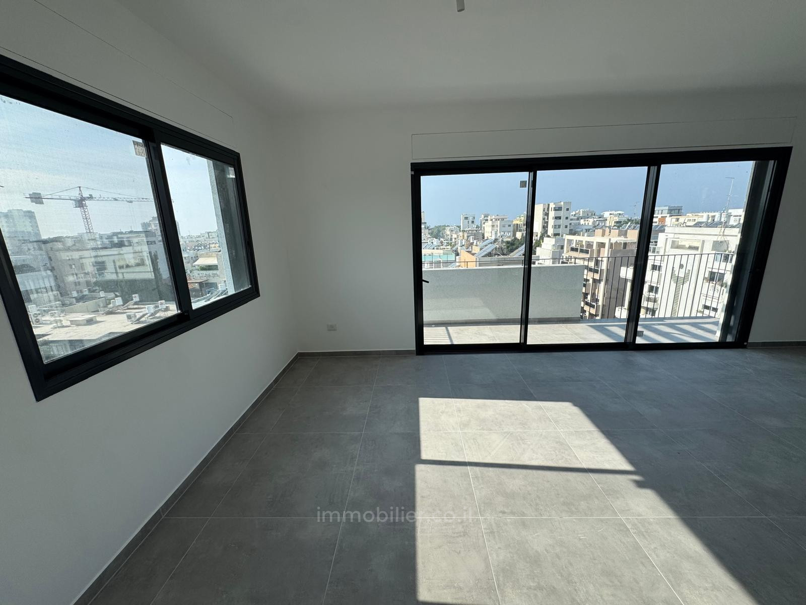 Appartement 3 pièces  Tel Aviv Bazel 457-IBL-1433