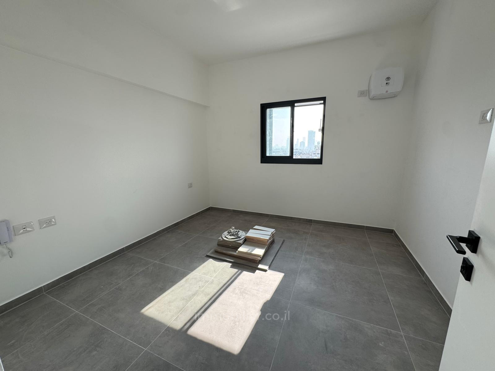 Appartement 3 pièces  Tel Aviv Bazel 457-IBL-1433