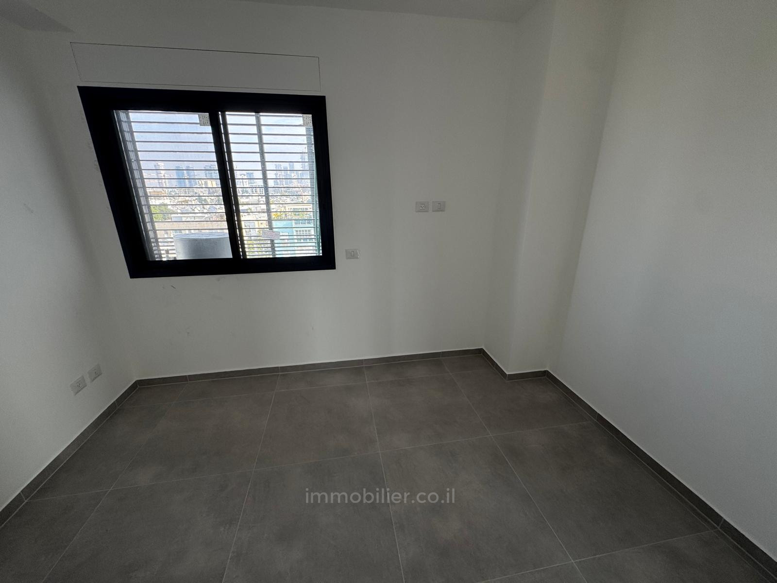 Appartement 3 pièces  Tel Aviv Bazel 457-IBL-1433
