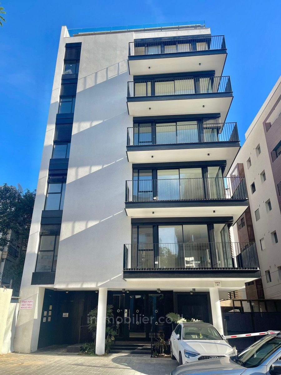 Apartment 4 rooms Tel Aviv City center 457-IBL-1435