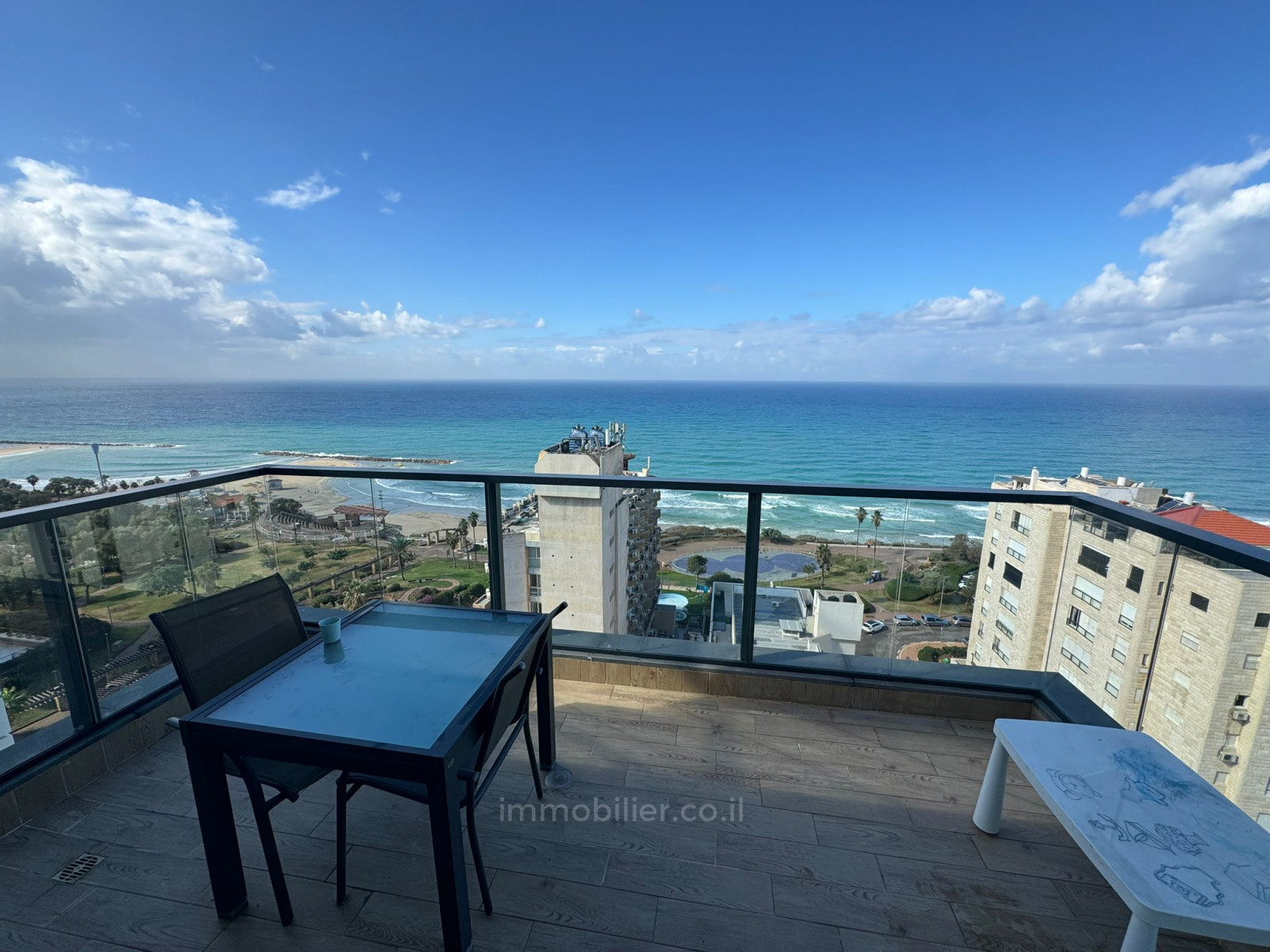 Apartment 3 rooms Netanya Kikar 457-IBL-1436