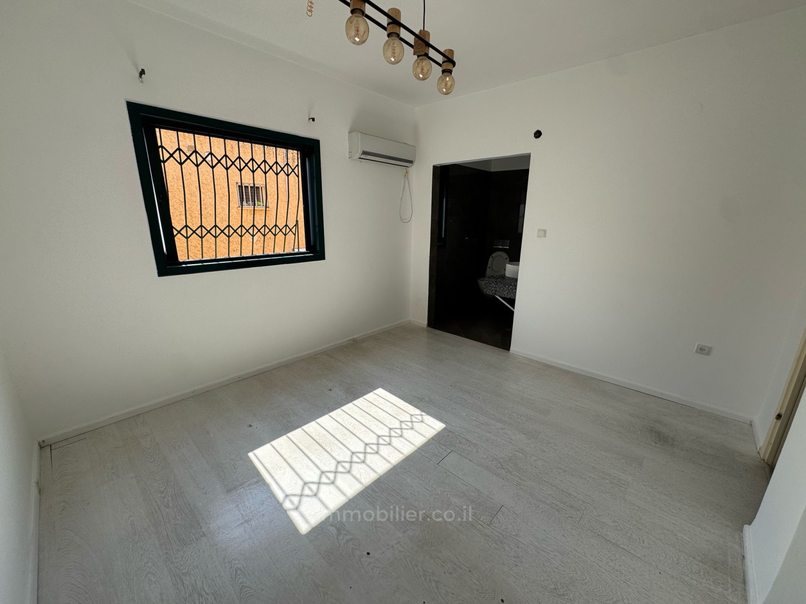 Villa 7 pièces  Netanya Centre Ville 457-IBL-1448