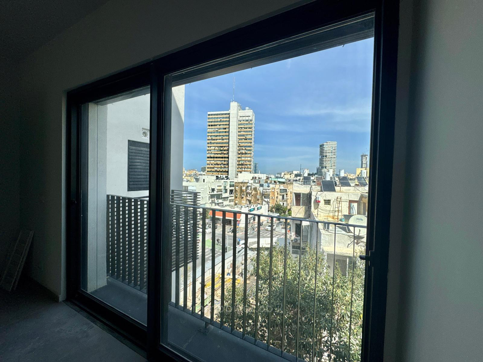 Duplex-Penthouse 5 rooms Tel Aviv City center 457-IBL-1462