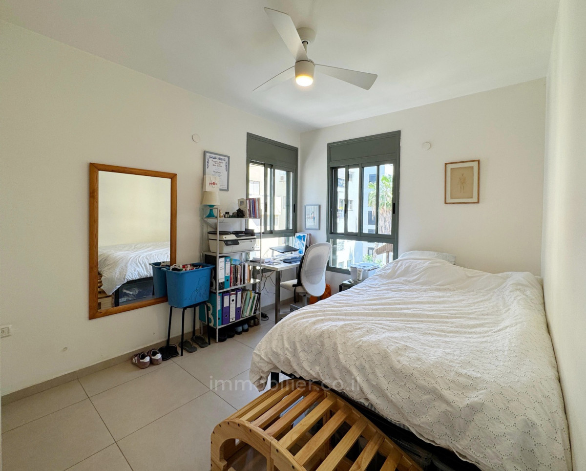 Apartment 3 rooms Tel Aviv City center 457-IBL-1469