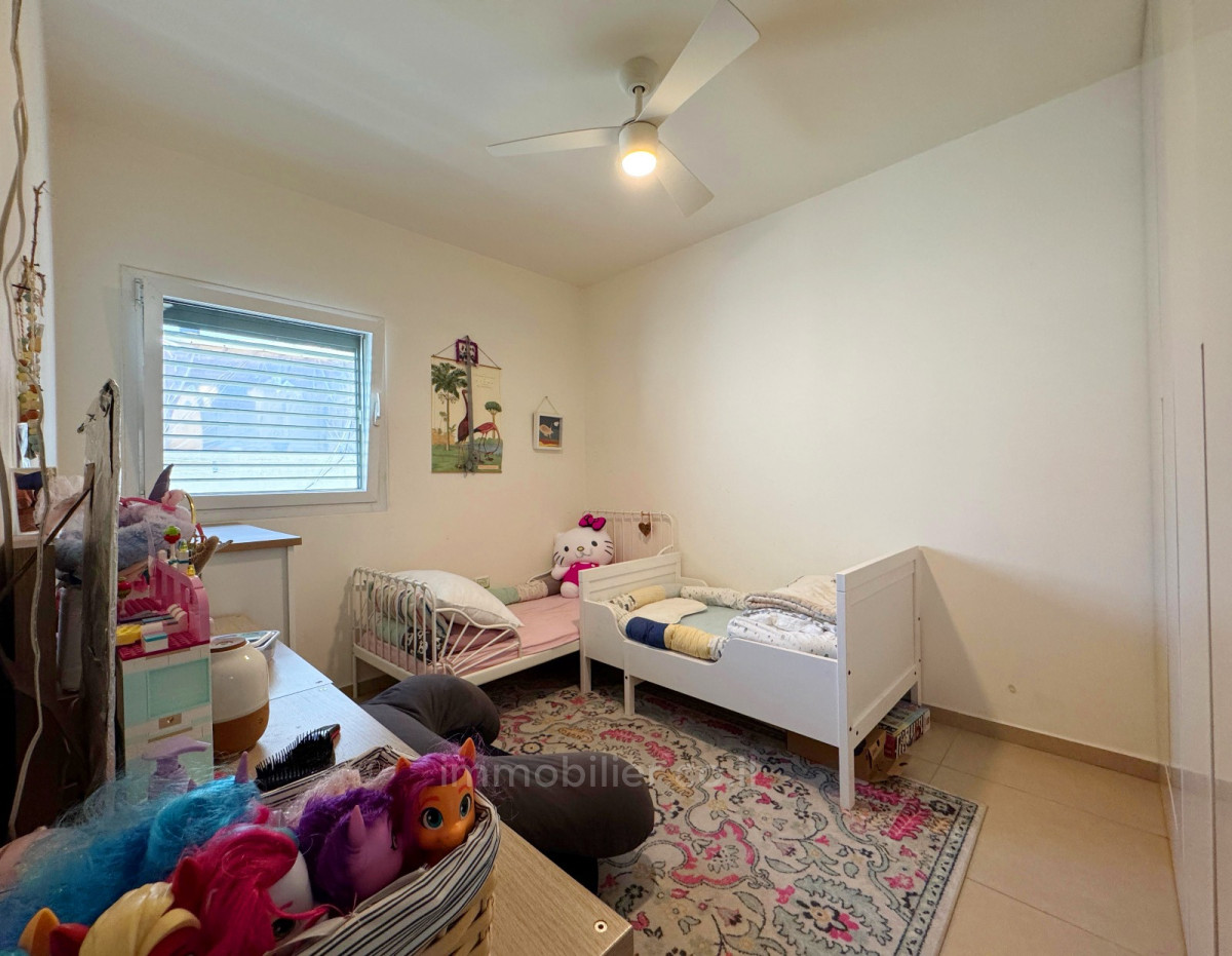 Apartment 3 rooms Tel Aviv City center 457-IBL-1469