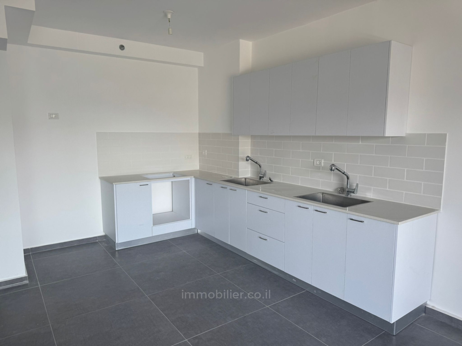 Appartement 4 pièces  Netanya Centre Ville 457-IBL-1483