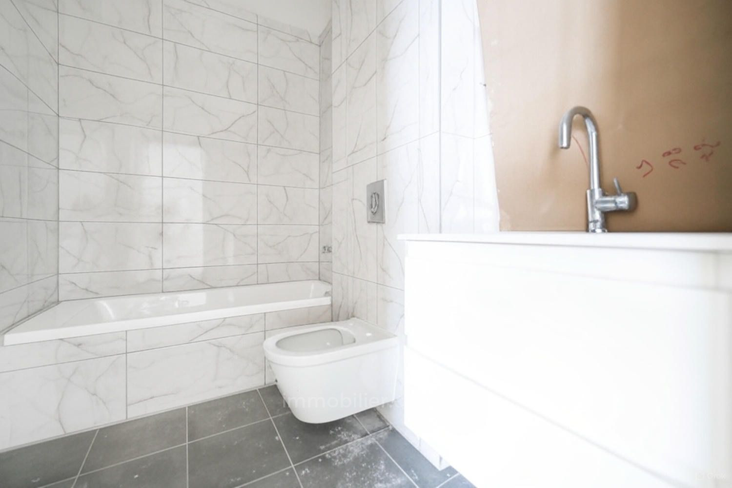 Apartment 5 rooms Tel Aviv Florentine 457-IBL-1511