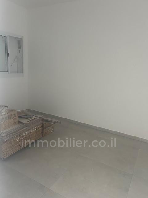 Apartment 4 rooms Ashdod Dalet 511-IBL-1725
