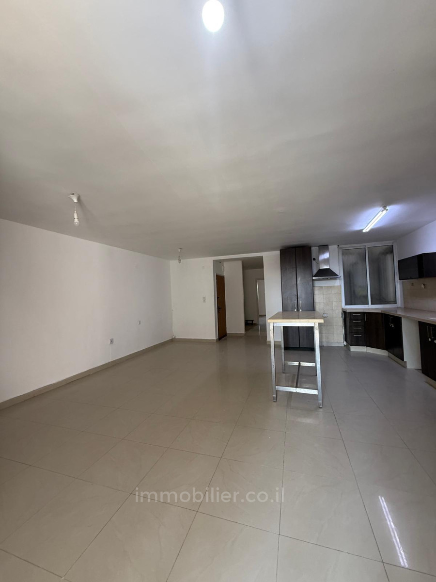 Apartment 4 rooms Ashdod Alef 511-IBL-1761