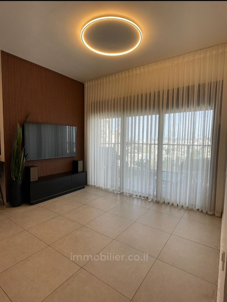 Apartment 3 rooms Bat yam Bat yam 525-IBL-13