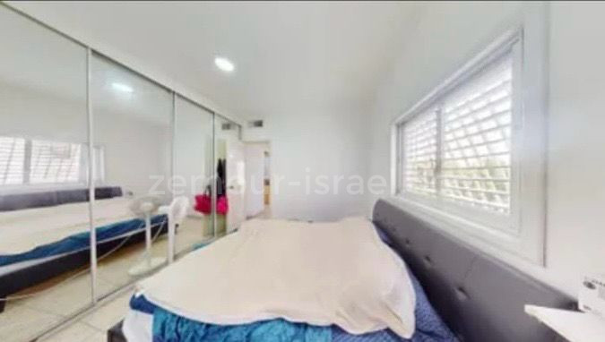 Apartment 4 rooms Tel Aviv Bavli 60-IBL-1393