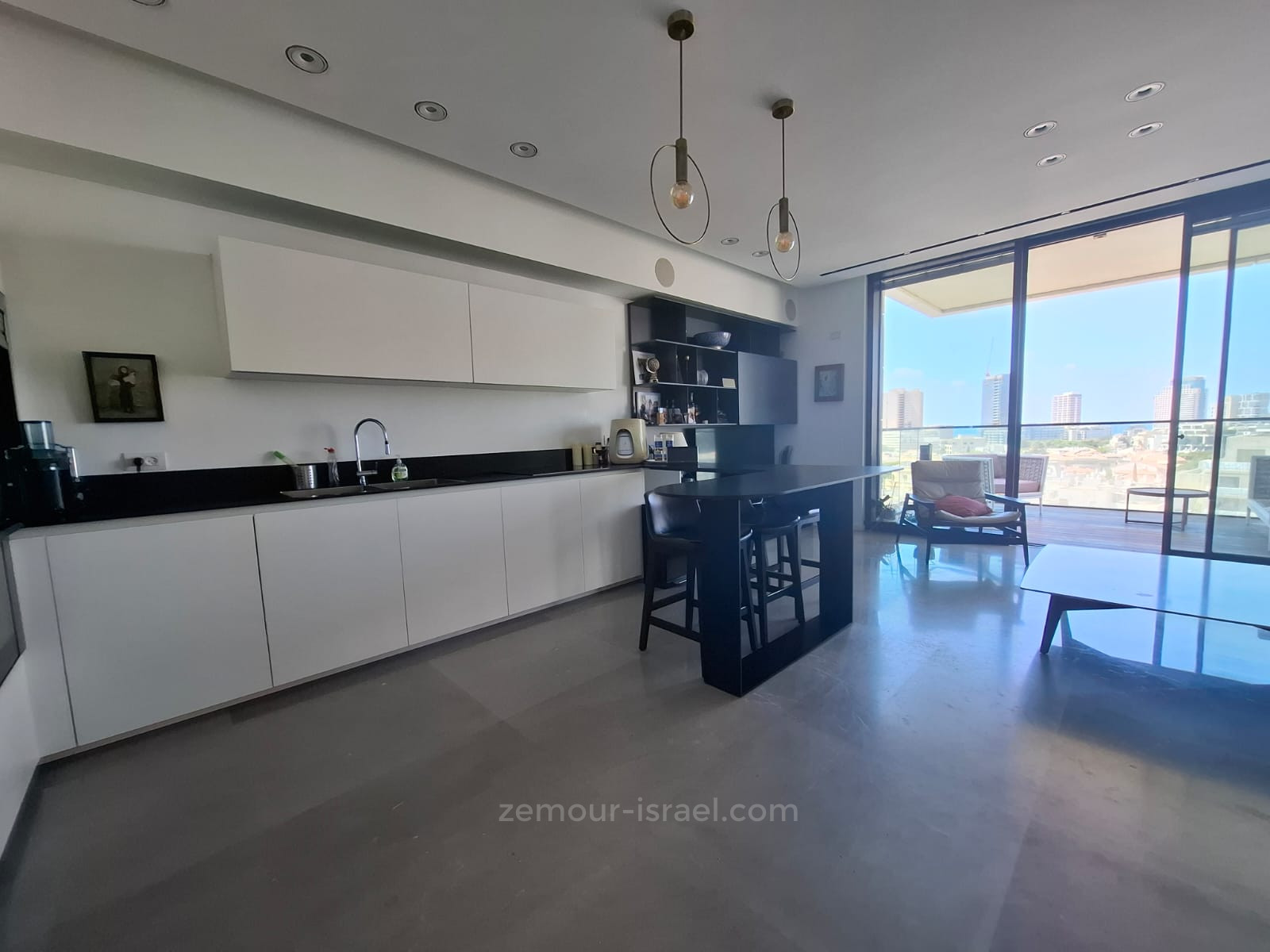 Apartment 4 rooms Tel Aviv Neve Tsedek 60-IBL-1437
