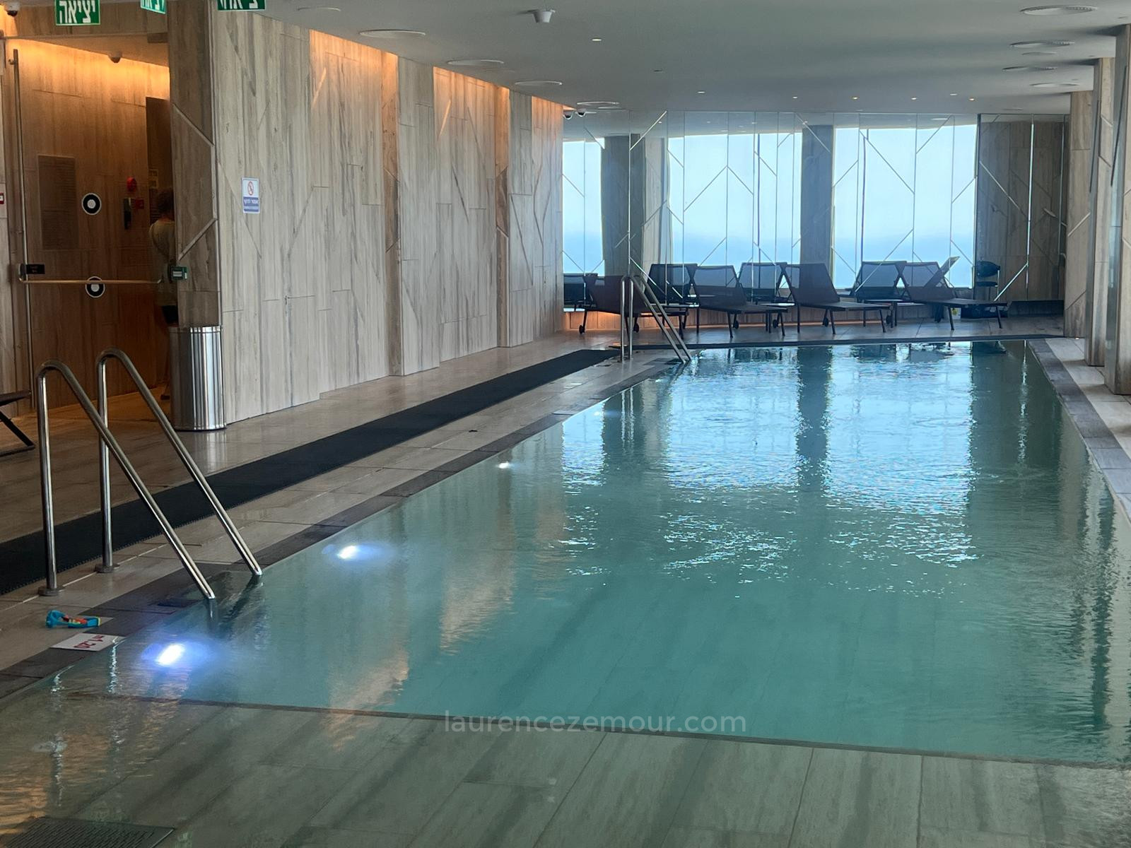 Apartment 3.5 rooms Tel Aviv City center 60-IBL-1462