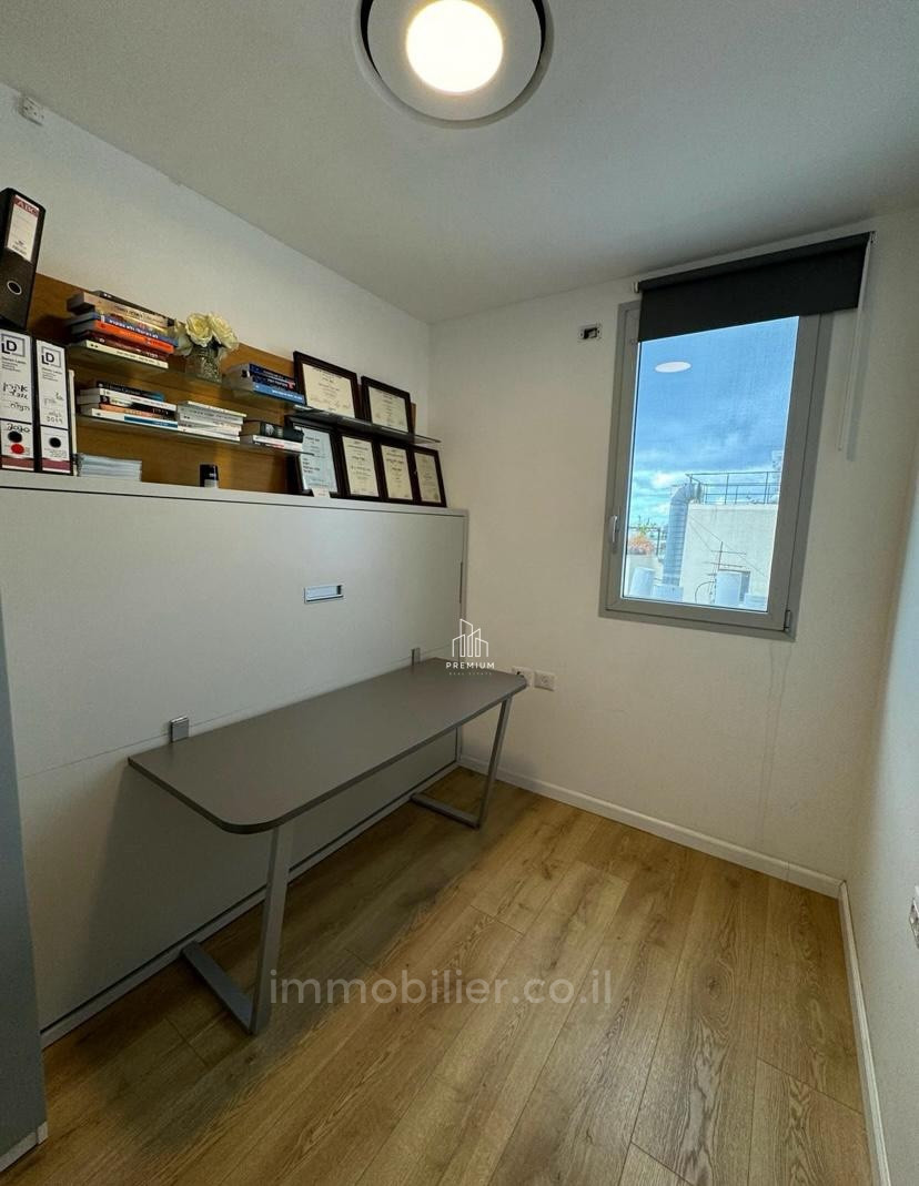 Appartement 2.5 pièces  Tel Aviv Dizengof 627-IBL-19