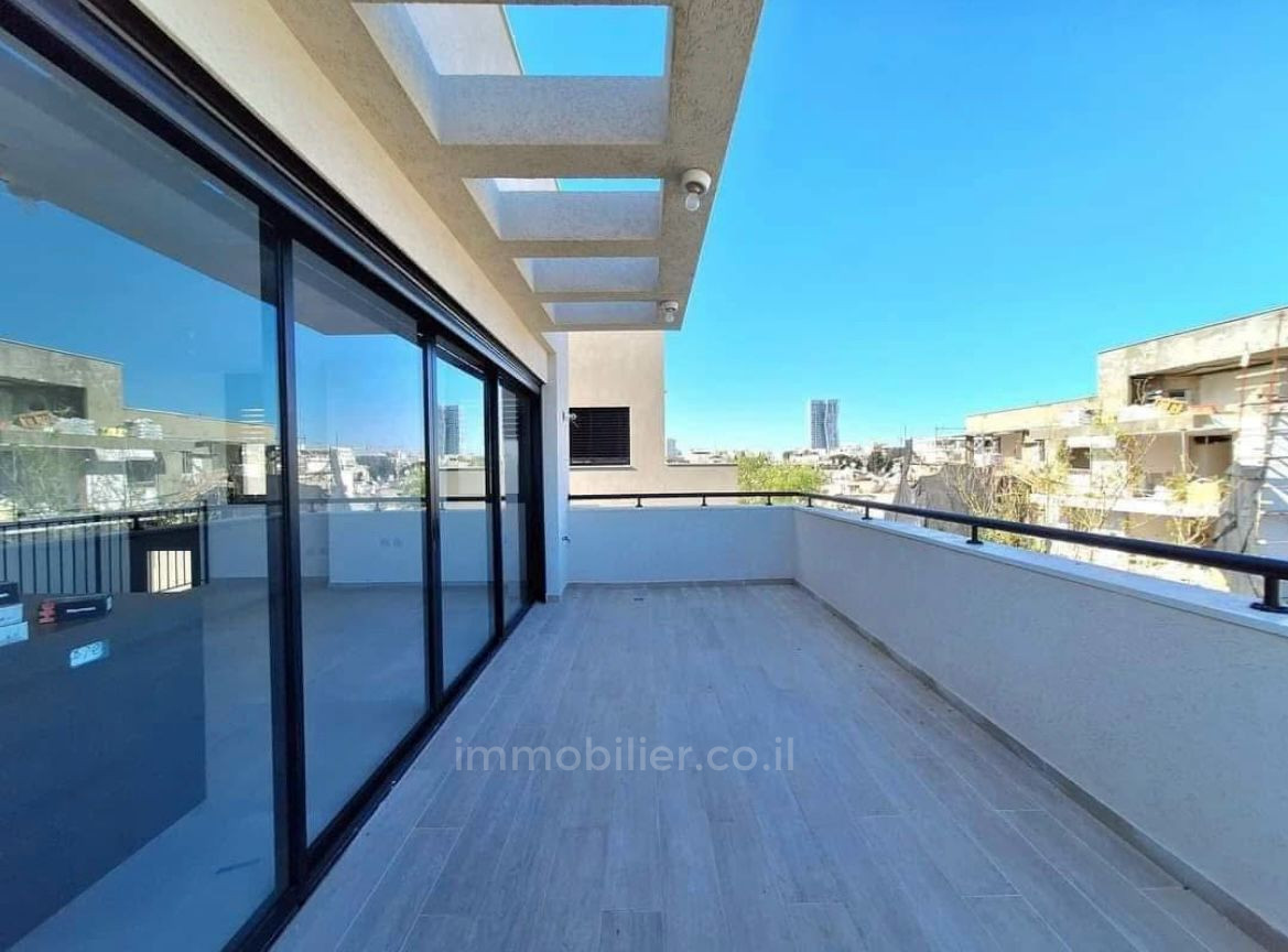 Appartement 4 pièces  Tel Aviv tel aviv north 627-IBL-26