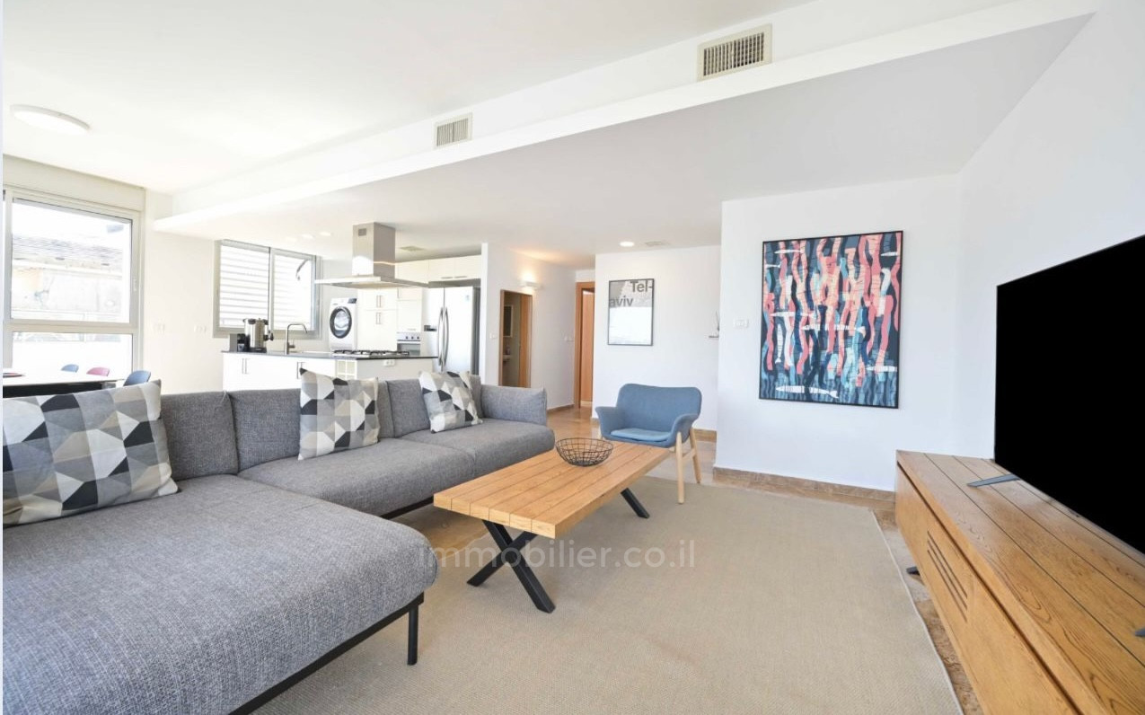 Appartement 4 pièces  Tel Aviv 1ere ligne mer 627-IBL-28