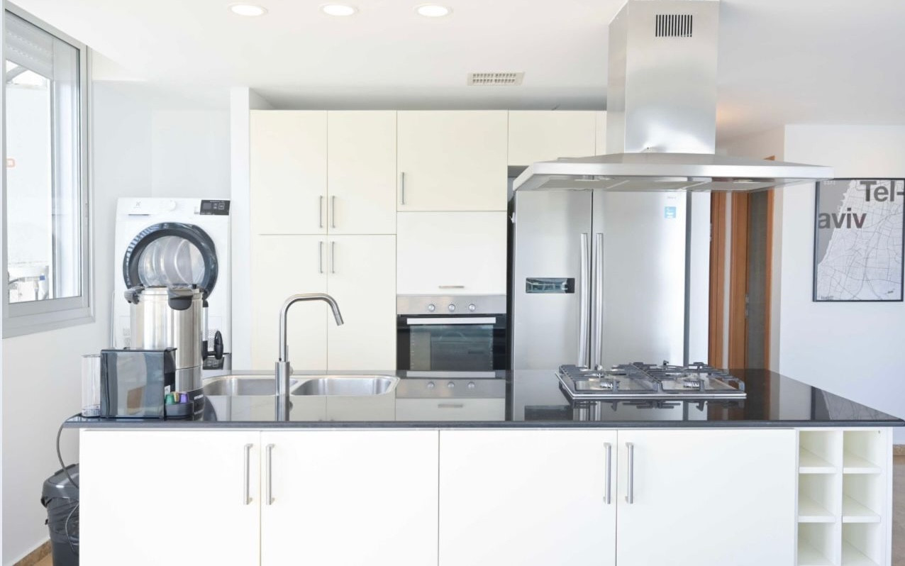 Appartement 4 pièces  Tel Aviv 1ere ligne mer 627-IBL-28