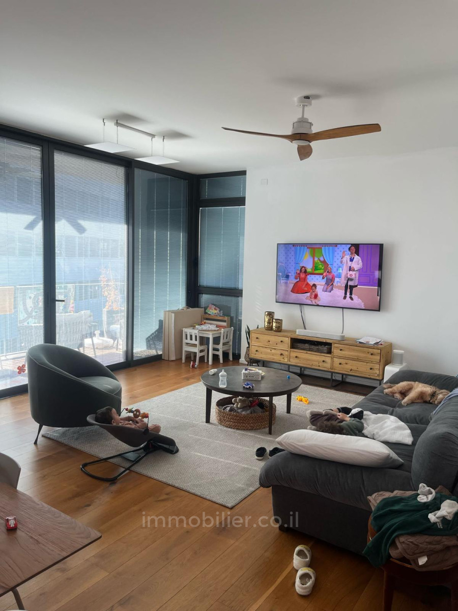 Appartement 4 pièces  Tel Aviv 1ere ligne mer 627-IBL-33