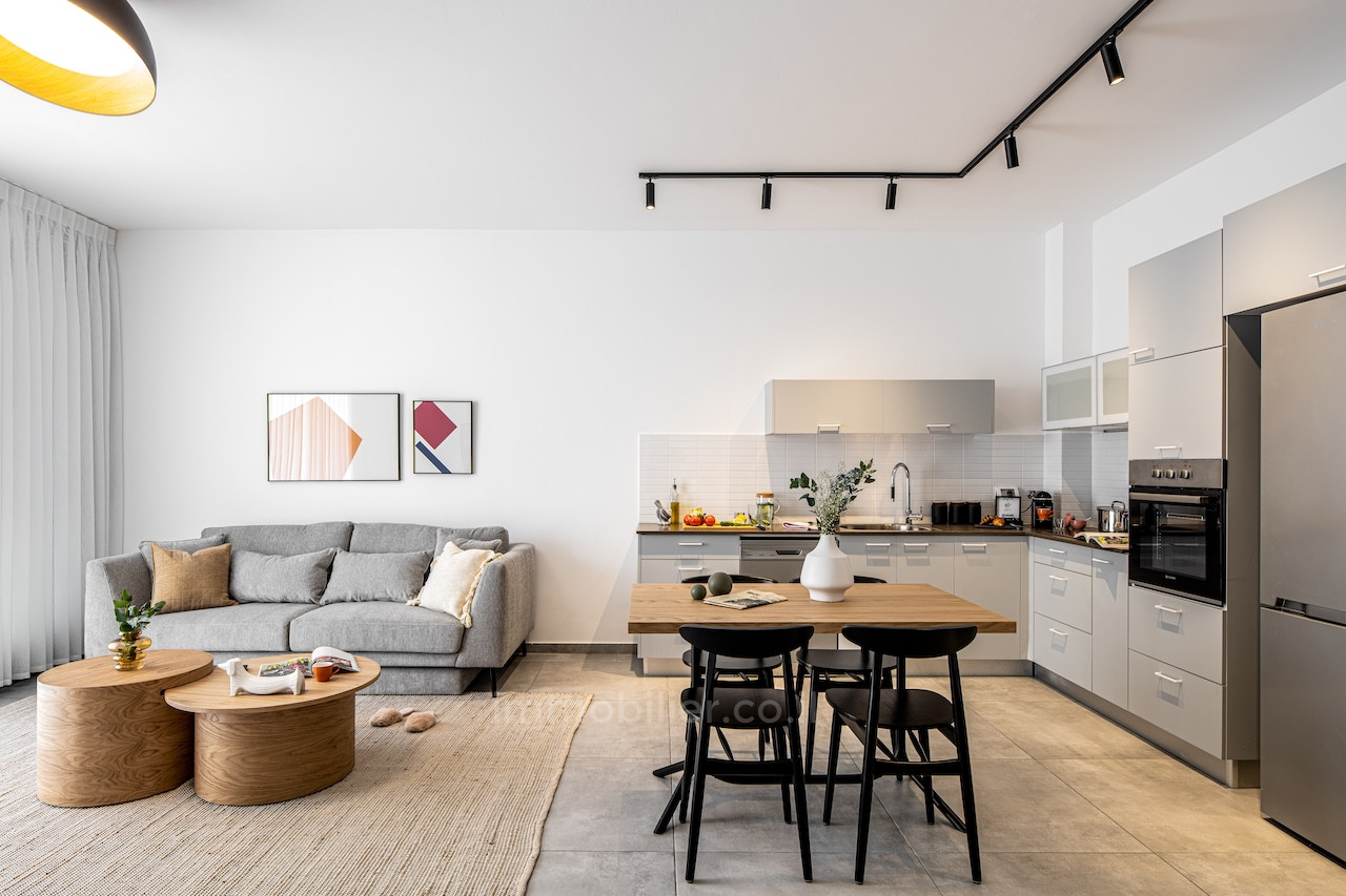 Appartement 3 pièces  Tel Aviv 1ere ligne mer 627-IBL-38