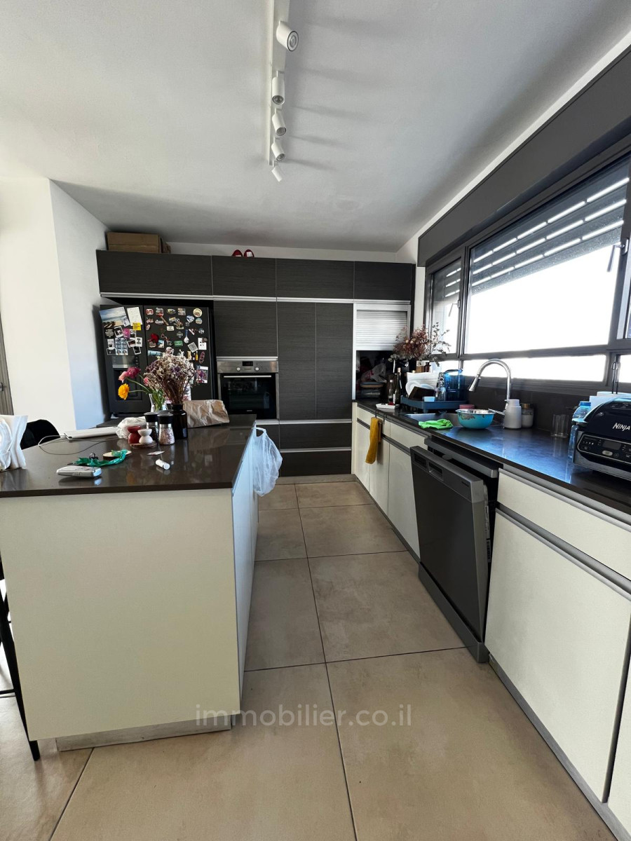 Villa 5 rooms Tel Aviv City center 627-IBL-40