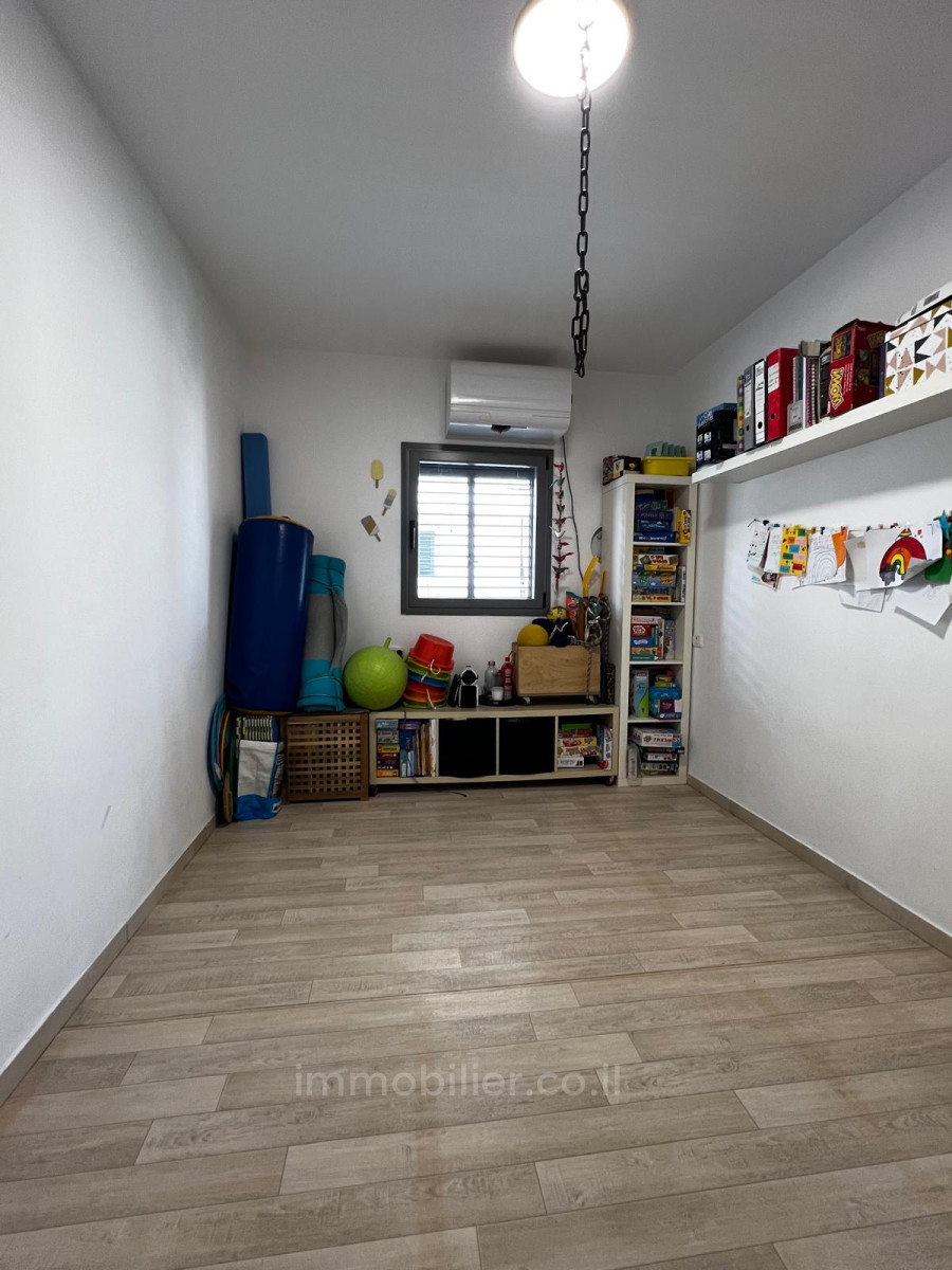 Villa 5 rooms Tel Aviv City center 627-IBL-40