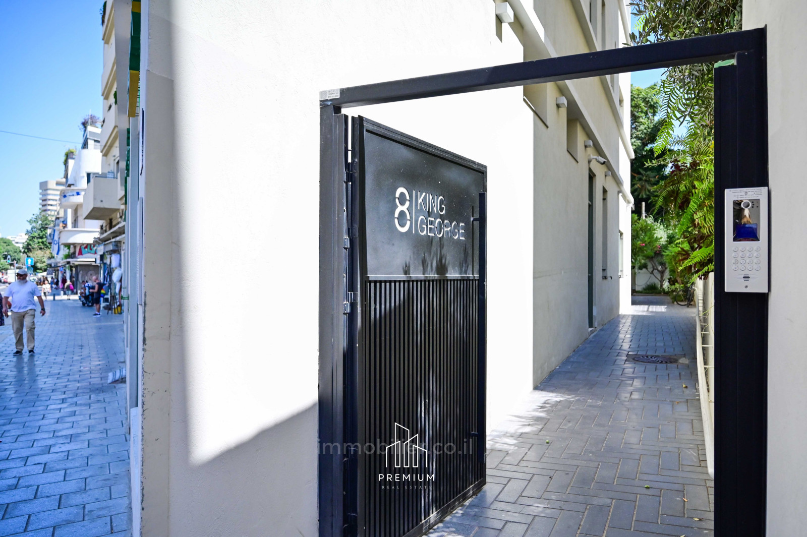 Apartment 4.5 rooms Tel Aviv Shenkin 627-IBL-41